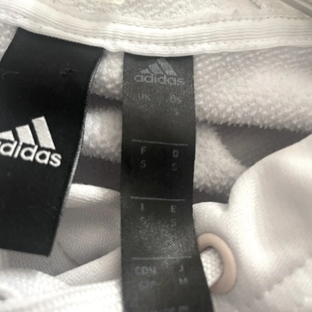 Adidas  Hoodie Size‎ Small